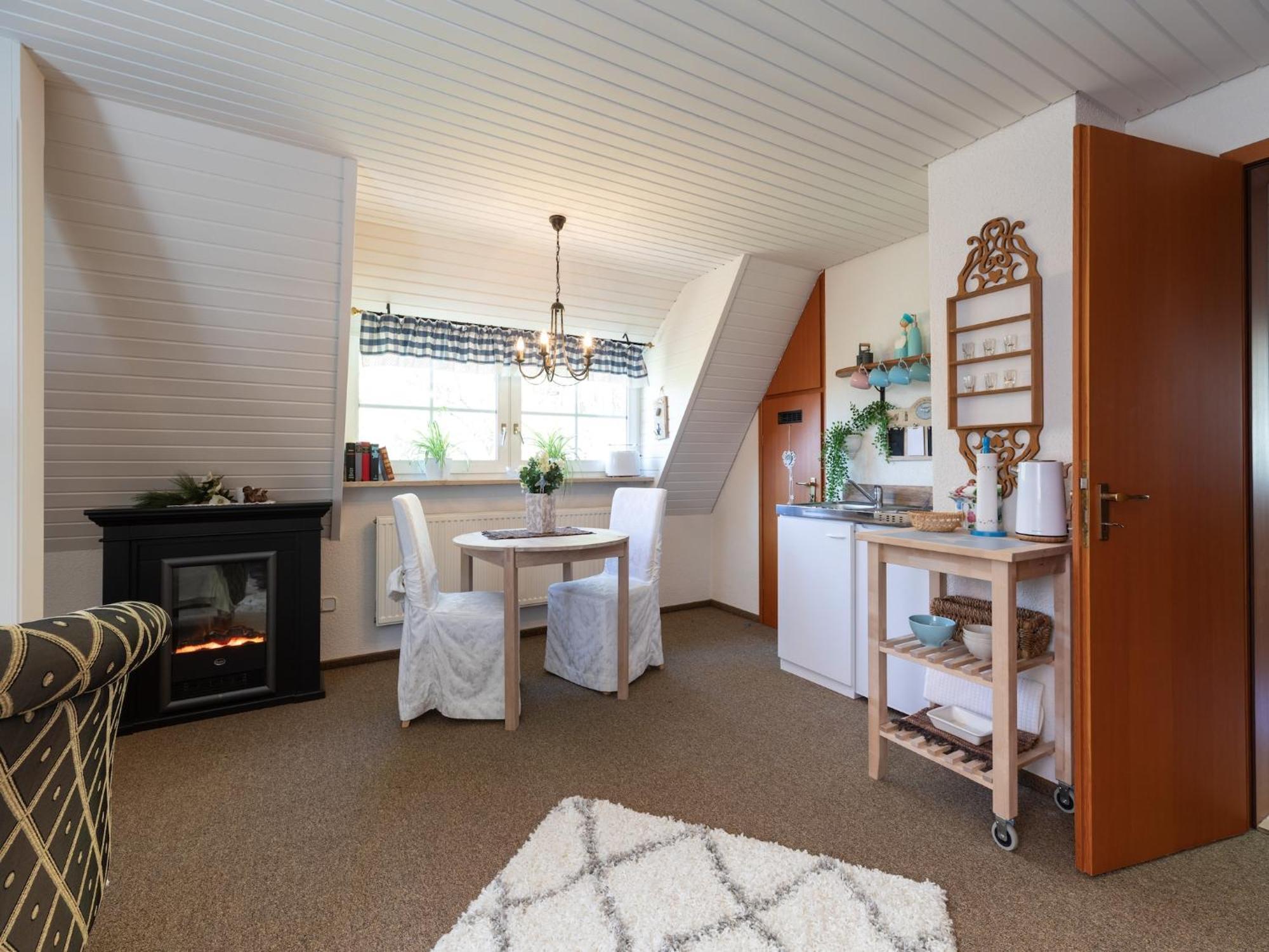 Charming Apartment In Wei Enbrunn Near Forest Weissenbrunn エクステリア 写真