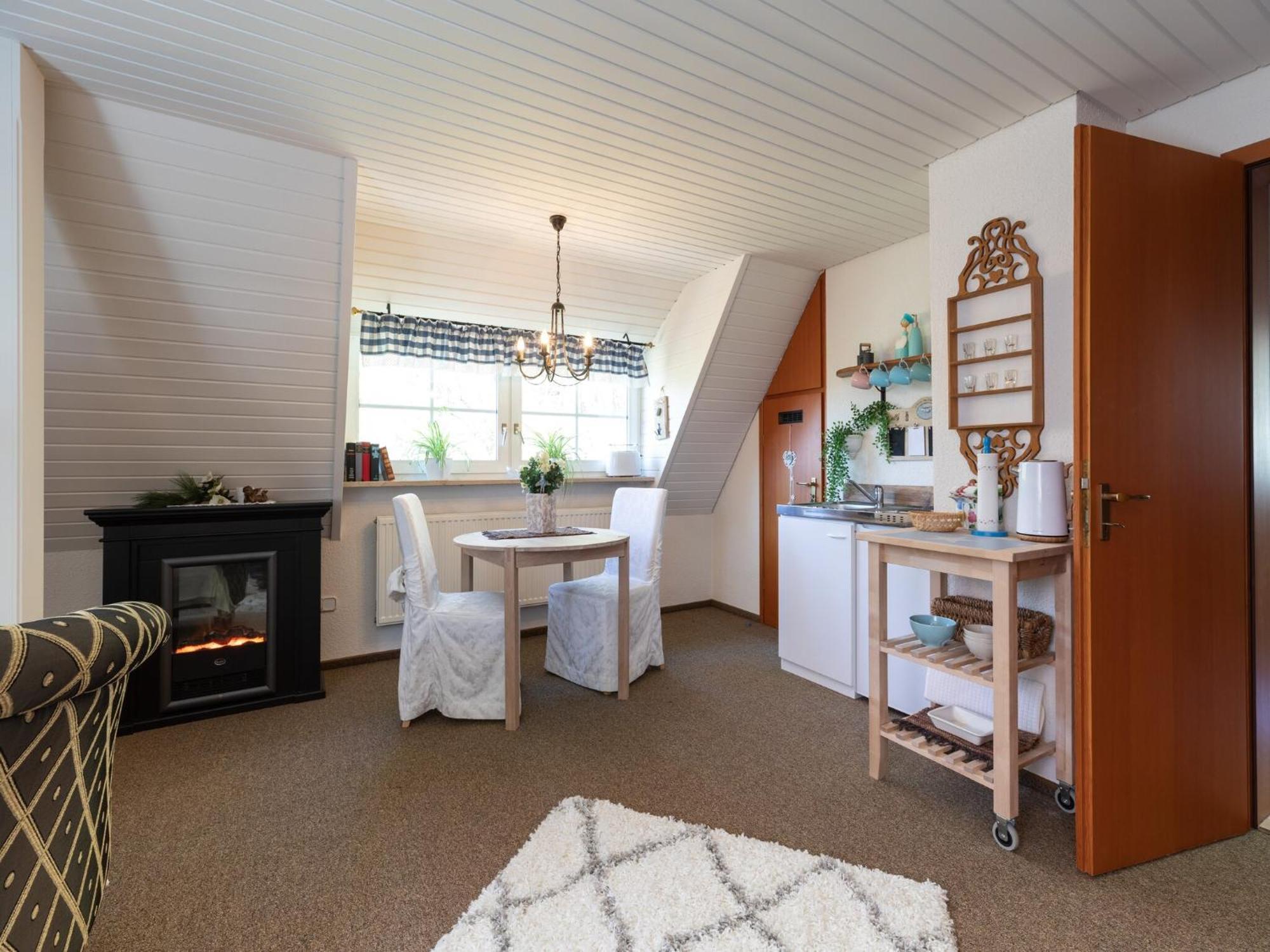 Charming Apartment In Wei Enbrunn Near Forest Weissenbrunn エクステリア 写真