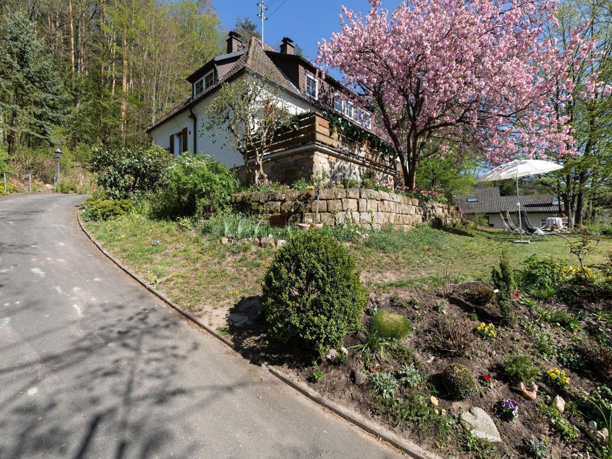 Charming Apartment In Wei Enbrunn Near Forest Weissenbrunn エクステリア 写真